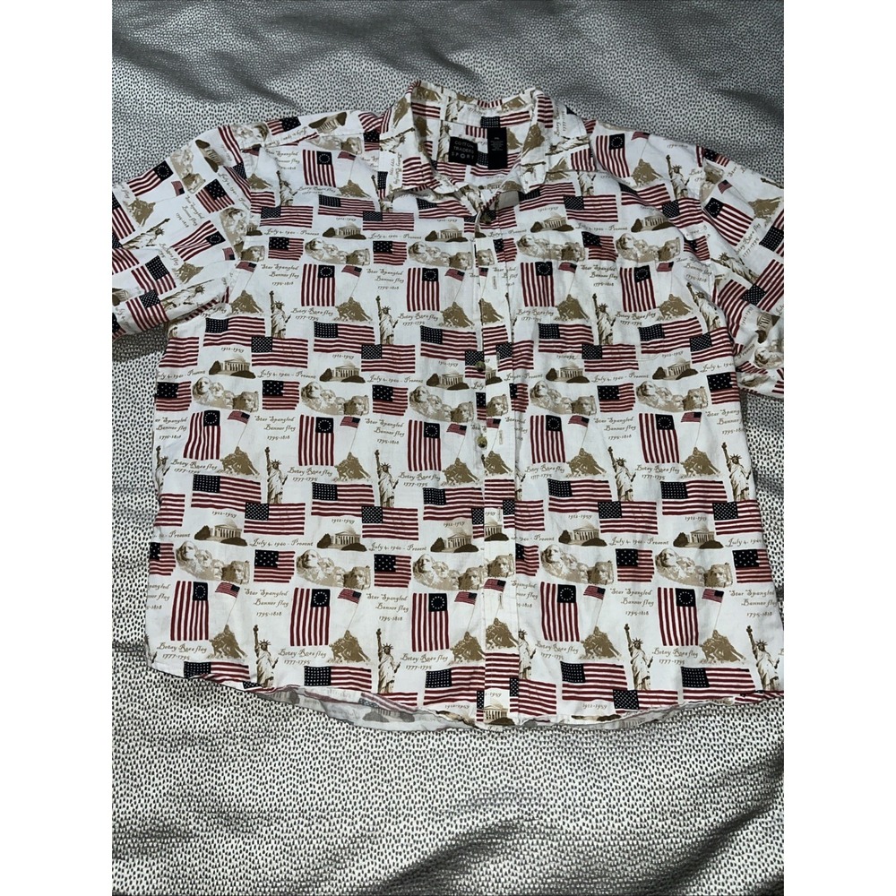 Cotton Traders Sport 2XL American Flag Print Button-Up Short Sleeve Shirt‎